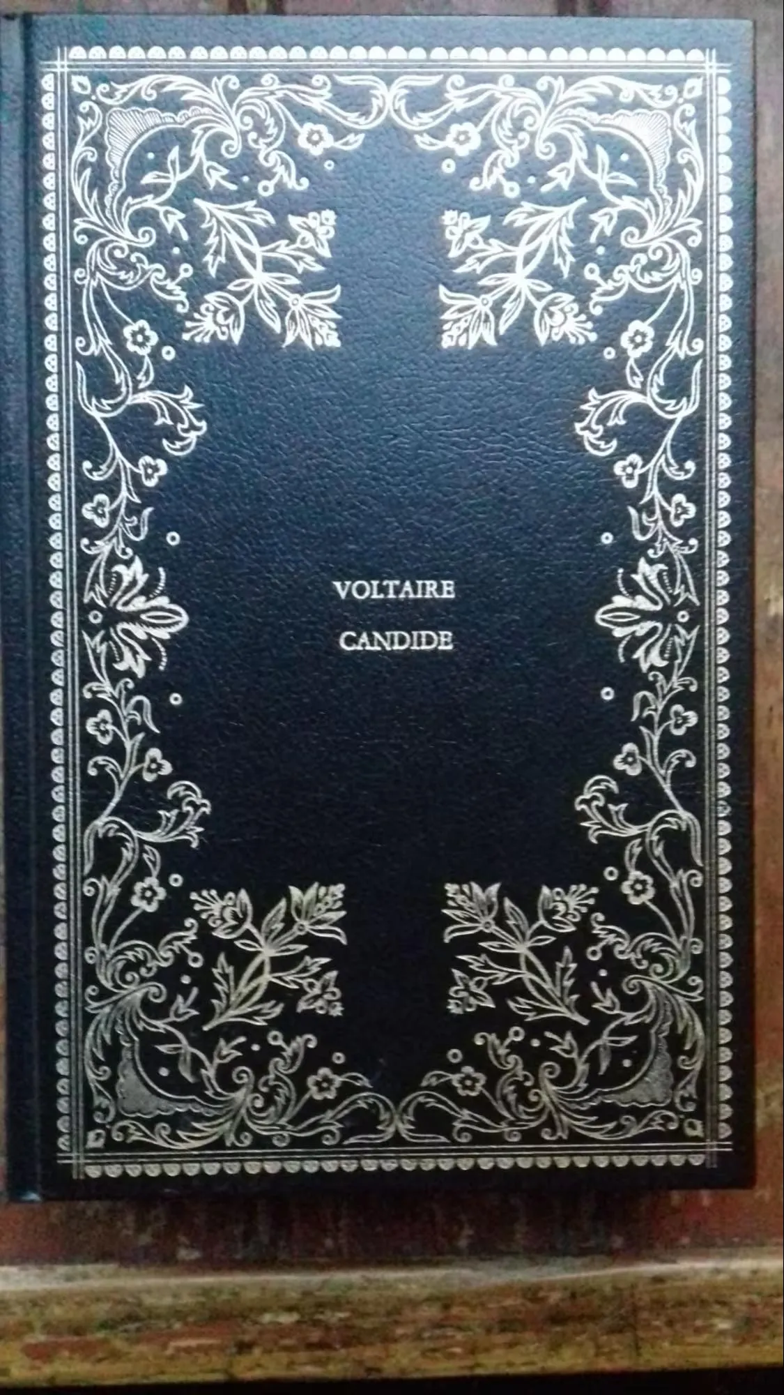 Voltaire, Francois M. Voltaire: Zadig - Candide - L'ingénu (French language, 1977)
