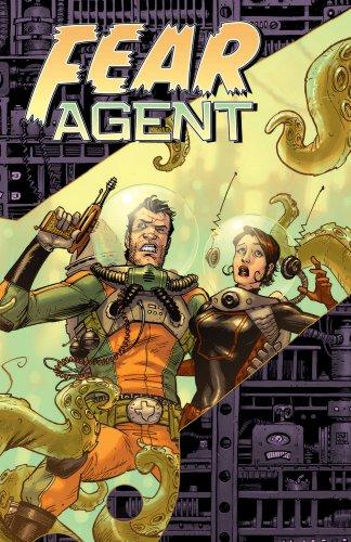 Rick Remender, Tony Moore: Fear Agent Volume 1 (Paperback, Dark Horse)