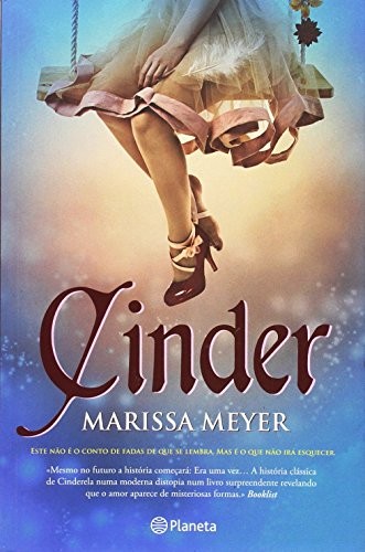 Marissa Meyer: Cinder (Paperback, Editorial Planeta)