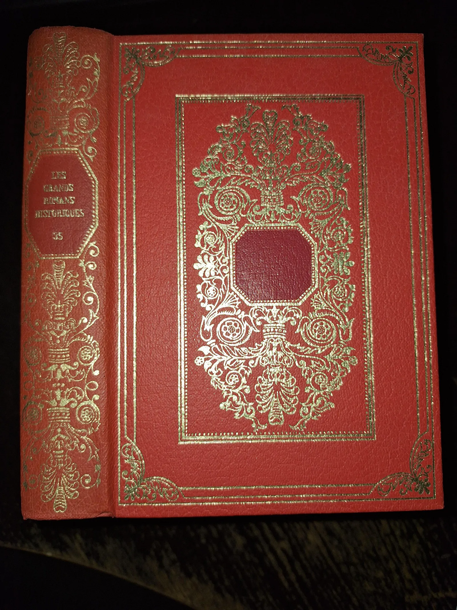 Sir Walter Scott: Les Puritains d'Écosse (French language, 1969, Éditions de Crémille)