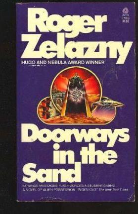 Roger Zelazny: Doorways in the Sand (Paperback, 1977, Avon)